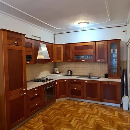 Apartment Center *